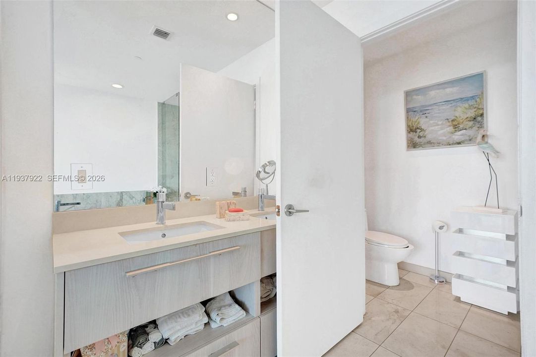 待售: $1,100,000 (2 贝兹, 3 浴室, 1143 平方英尺)