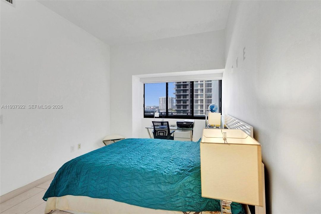 待售: $1,100,000 (2 贝兹, 3 浴室, 1143 平方英尺)