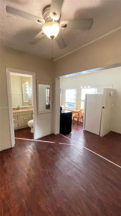 В аренду: $1,550 (1 спален, 1 ванн, 3815 Квадратных фут)