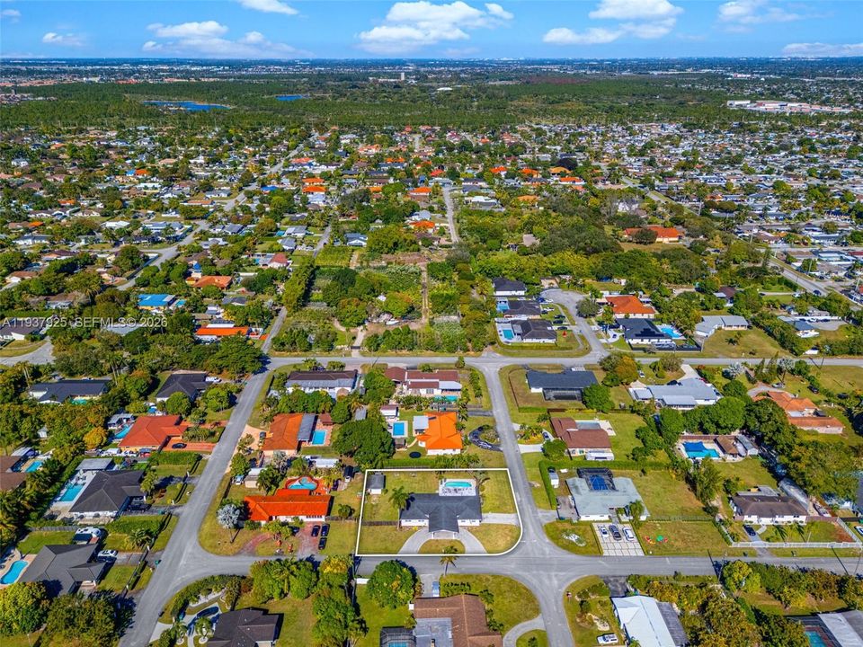 For Sale: $1,150,000 (5 beds, 2 baths, 2263 Square Feet)