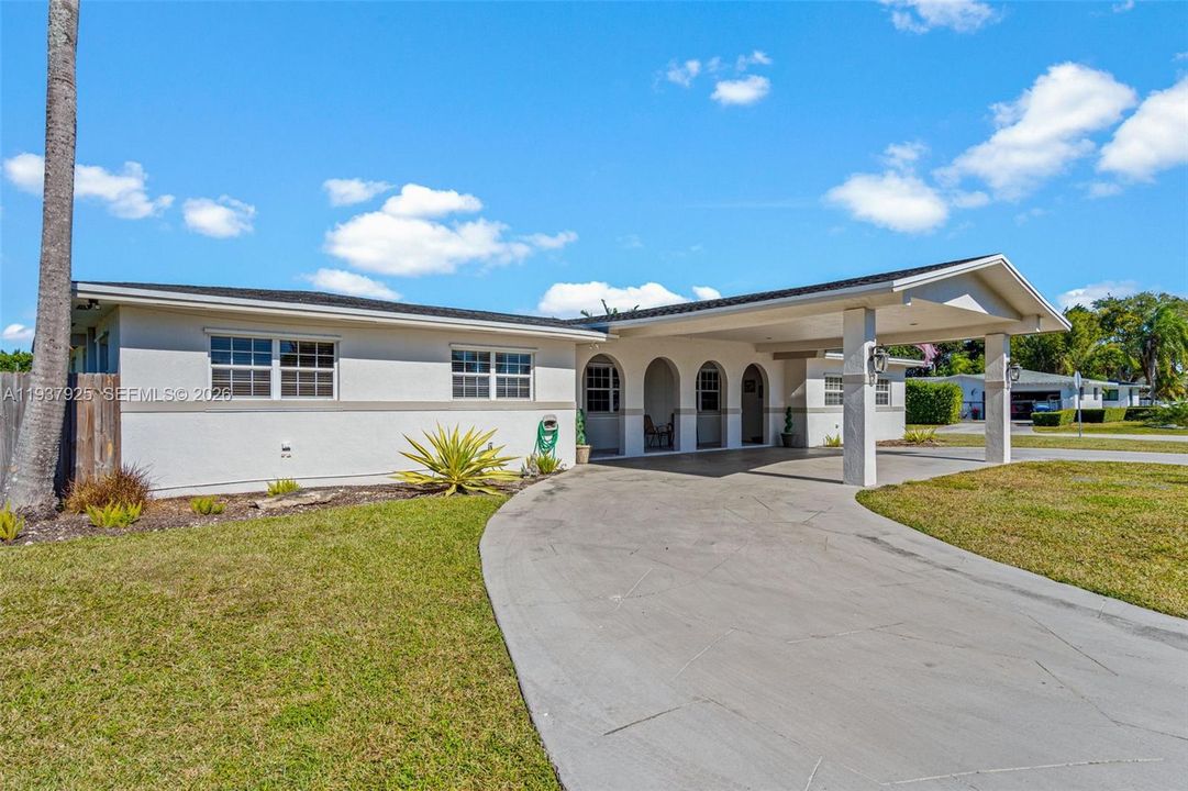 For Sale: $1,150,000 (5 beds, 2 baths, 2263 Square Feet)