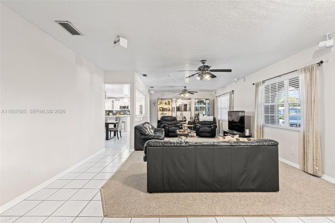 For Sale: $1,150,000 (5 beds, 2 baths, 2263 Square Feet)