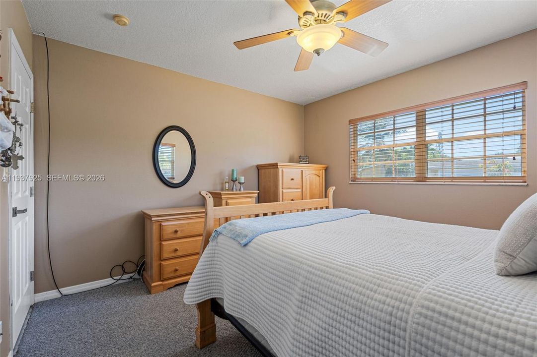 For Sale: $1,150,000 (5 beds, 2 baths, 2263 Square Feet)