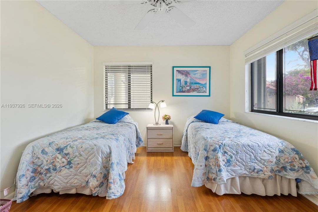 En Venta: $599,000 (3 camas, 2 baños, 1524 Pies cuadrados)