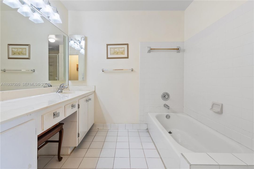 En Venta: $599,000 (3 camas, 2 baños, 1524 Pies cuadrados)