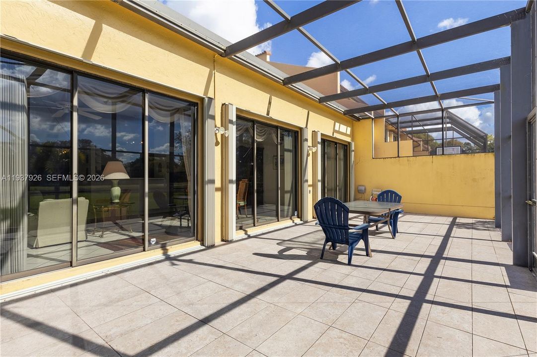 En Venta: $599,000 (3 camas, 2 baños, 1524 Pies cuadrados)