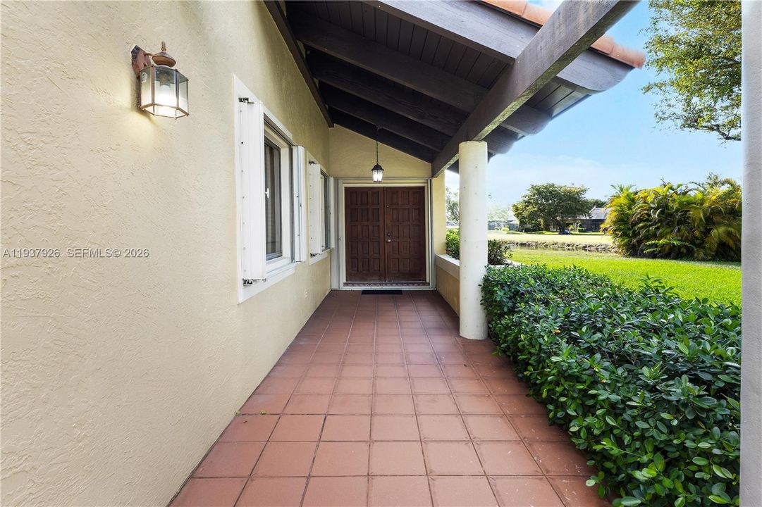 En Venta: $599,000 (3 camas, 2 baños, 1524 Pies cuadrados)