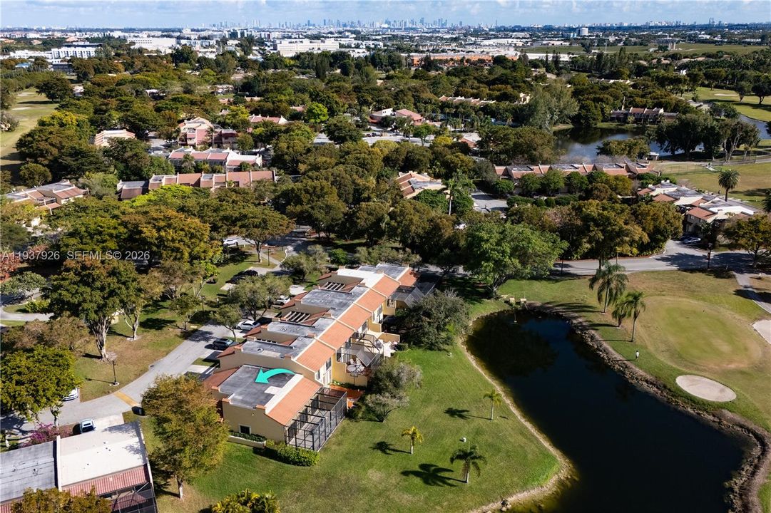 En Venta: $599,000 (3 camas, 2 baños, 1524 Pies cuadrados)