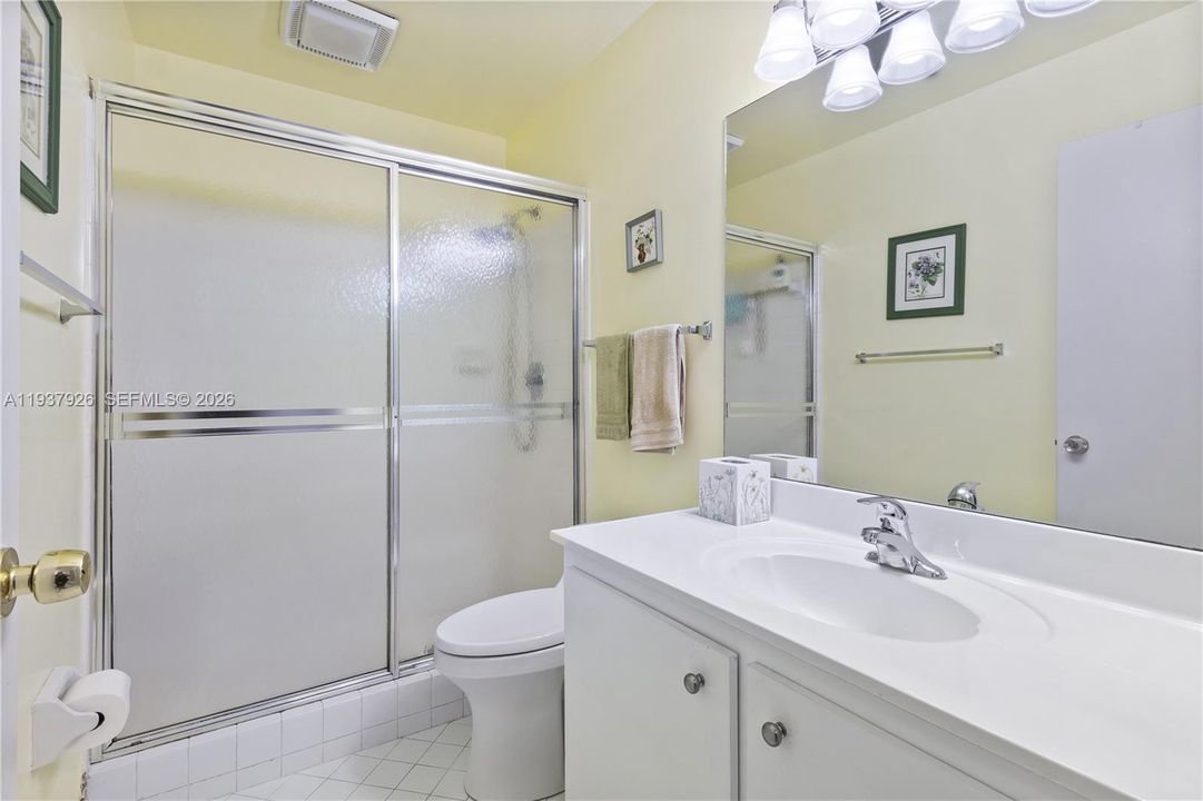 En Venta: $599,000 (3 camas, 2 baños, 1524 Pies cuadrados)