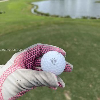 На продажу: $788,000 (4 спален, 2 ванн, 1395 Квадратных фут)