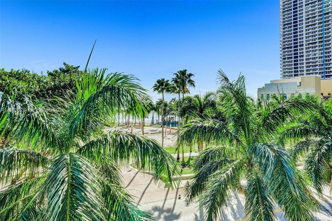 En Renta: $9,500 (3 camas, 3 baños, 1865 Pies cuadrados)