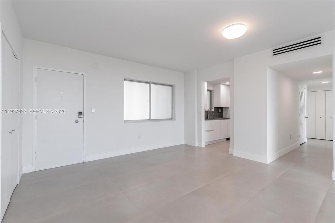 For Rent: $3,800 (2 beds, 2 baths, 1118 Square Feet)