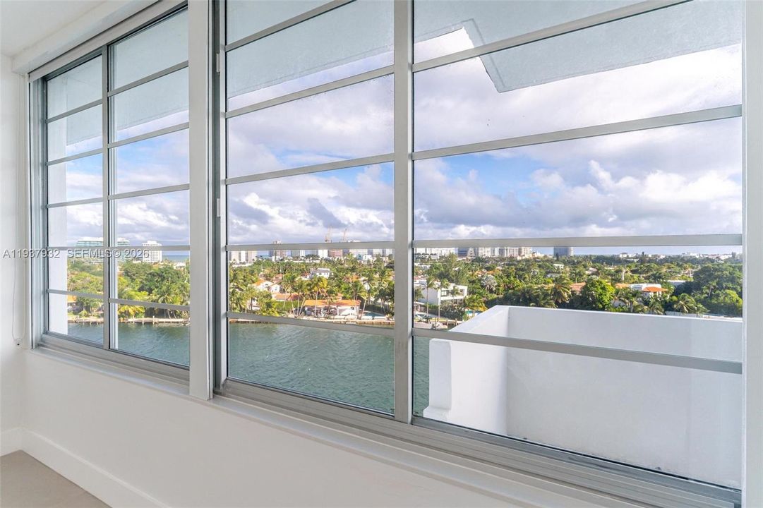 For Rent: $3,800 (2 beds, 2 baths, 1118 Square Feet)