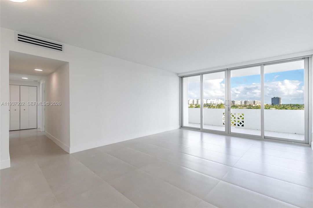 For Rent: $3,800 (2 beds, 2 baths, 1118 Square Feet)