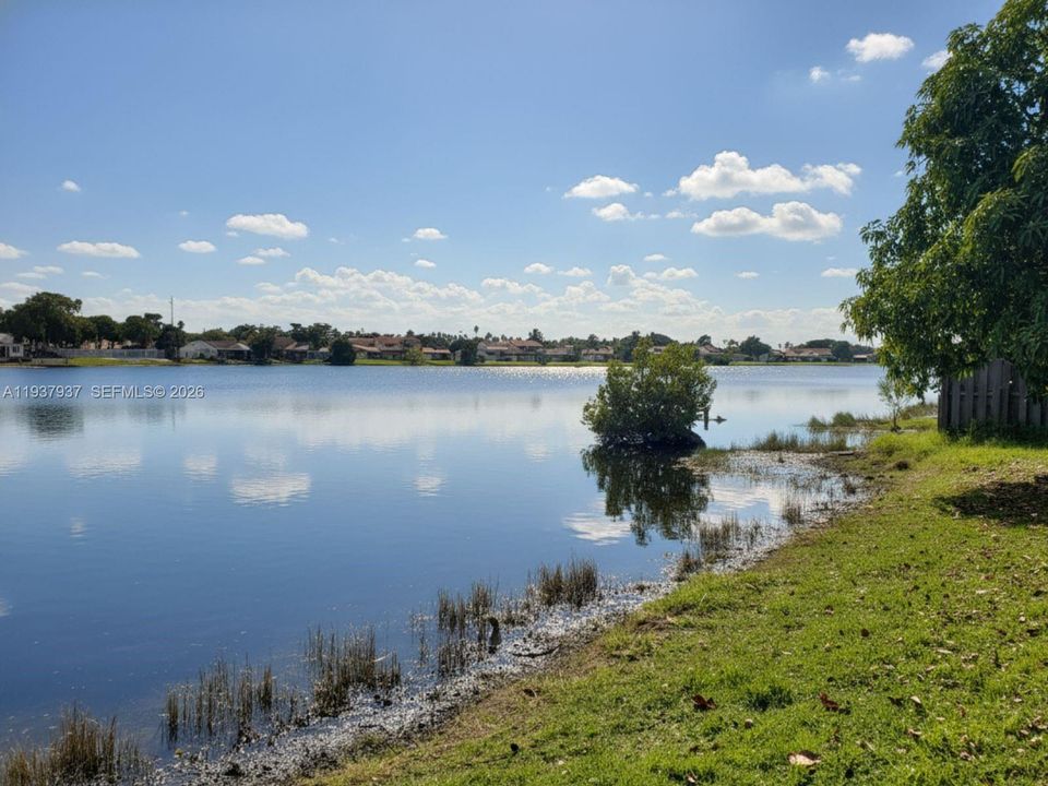 En Venta: $579,000 (3 camas, 2 baños, 1514 Pies cuadrados)