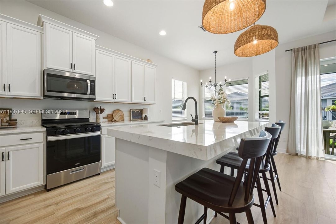 待售: $589,999 (3 贝兹, 2 浴室, 1913 平方英尺)