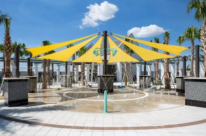 待售: $589,999 (3 贝兹, 2 浴室, 1913 平方英尺)