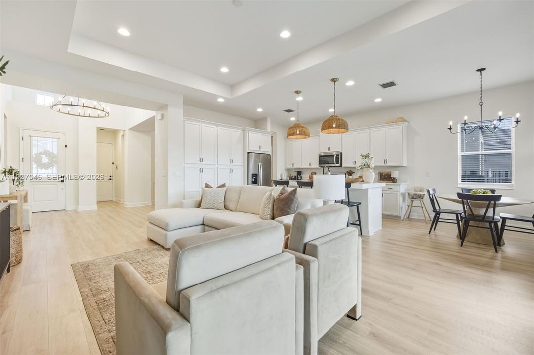 待售: $589,999 (3 贝兹, 2 浴室, 1913 平方英尺)