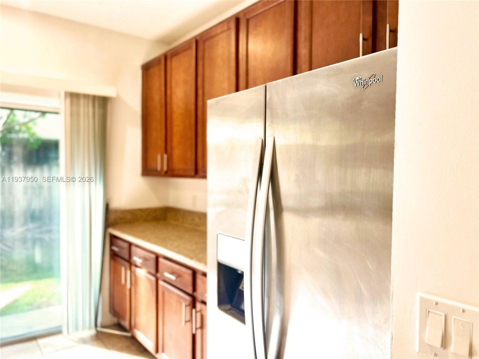 待售: $365,000 (2 贝兹, 2 浴室, 1454 平方英尺)