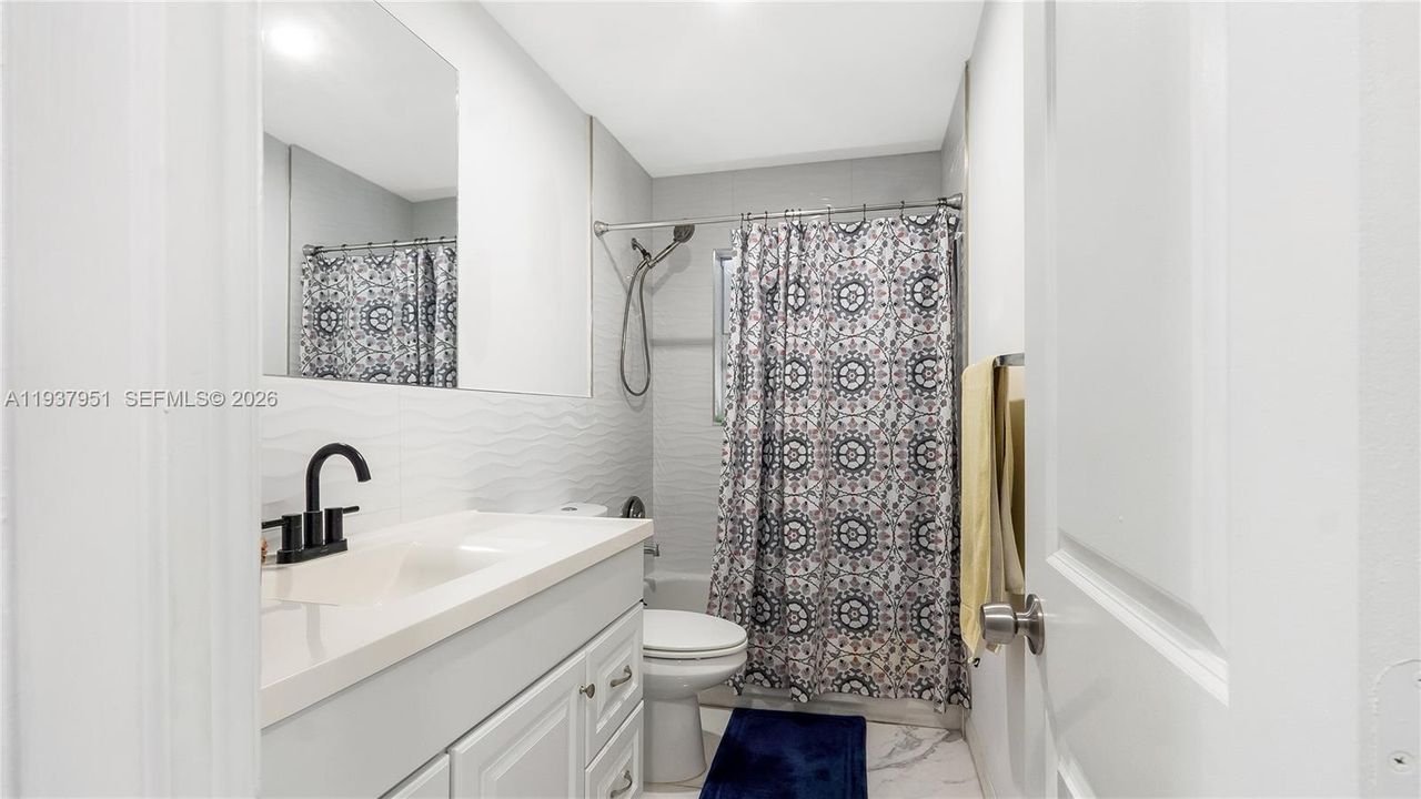 待售: $550,000 (3 贝兹, 2 浴室, 1780 平方英尺)