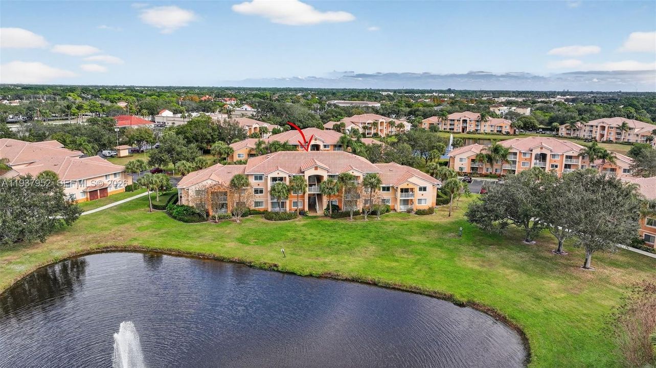 待售: $209,000 (2 贝兹, 2 浴室, 960 平方英尺)