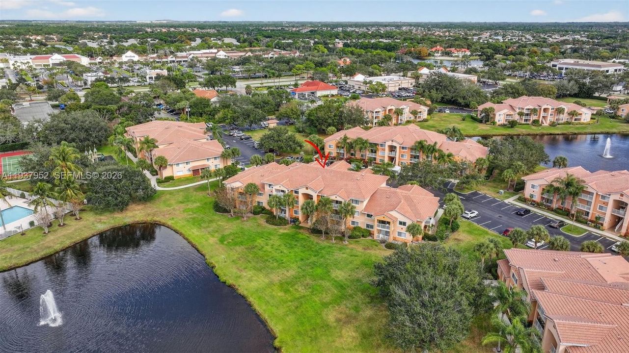 待售: $209,000 (2 贝兹, 2 浴室, 960 平方英尺)