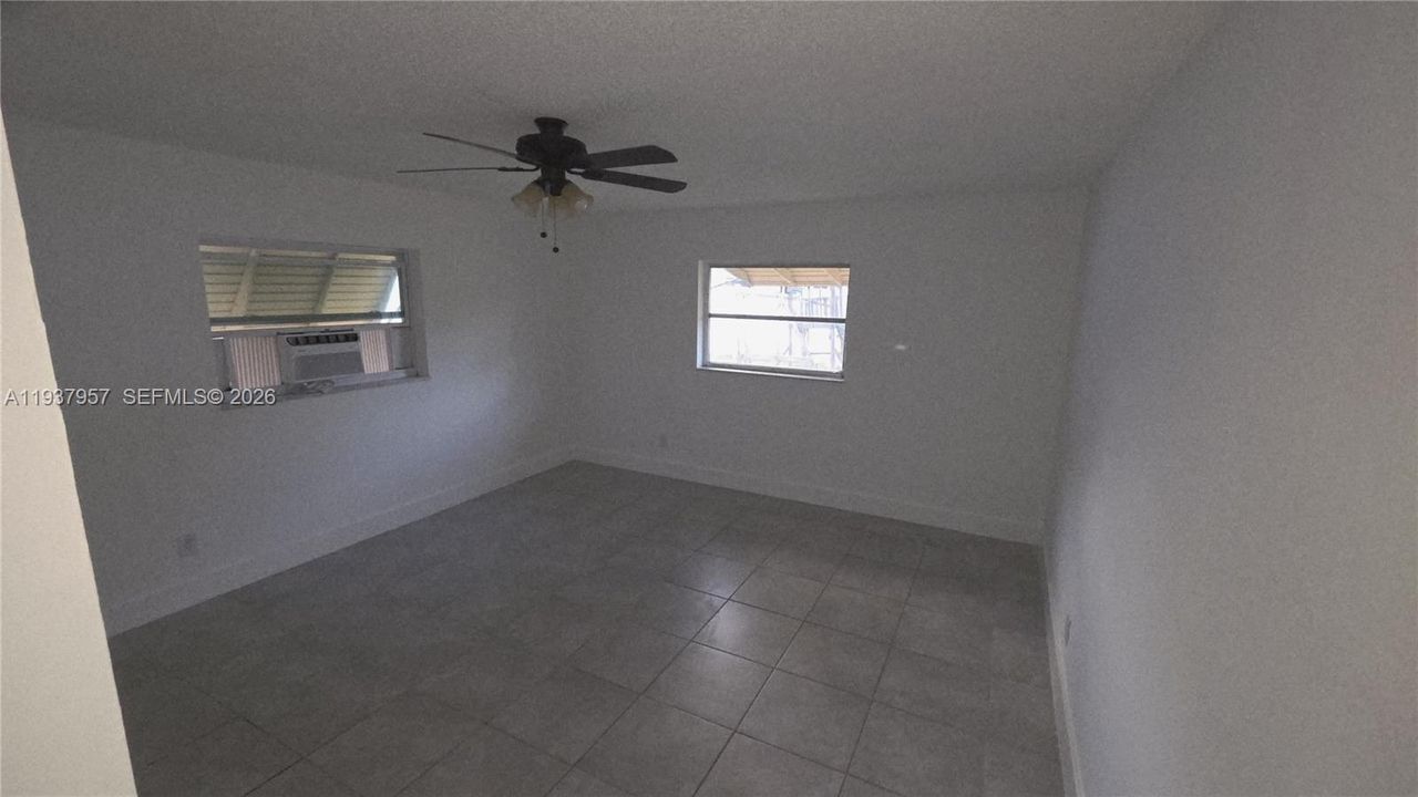 В аренду: $3,000 (3 спален, 2 ванн, 1629 Квадратных фут)