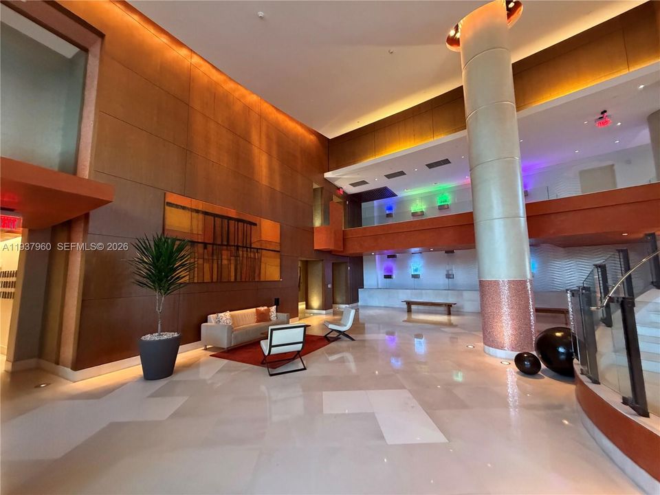 For Rent: $12,500 (2 beds, 2 baths, 1759 Square Feet)