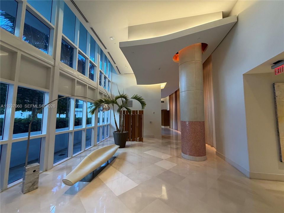 For Rent: $12,500 (2 beds, 2 baths, 1759 Square Feet)