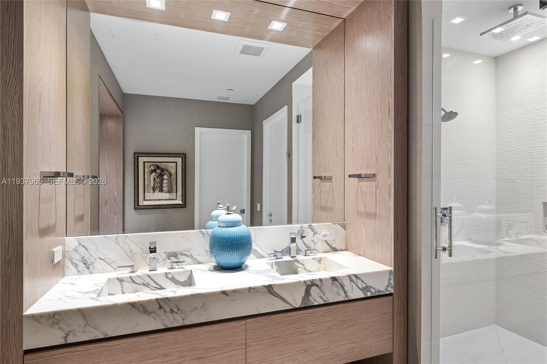 待售: $3,150,000 (4 贝兹, 4 浴室, 2631 平方英尺)