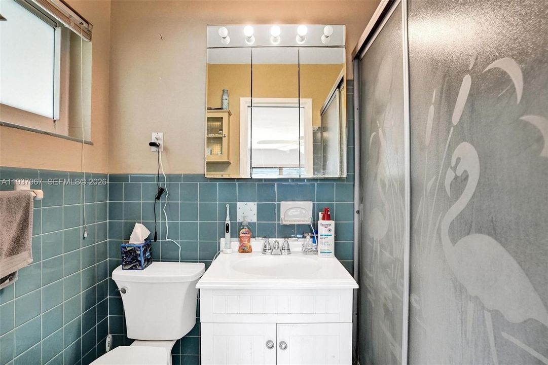 For Sale: $595,000 (3 beds, 2 baths, 1449 Square Feet)