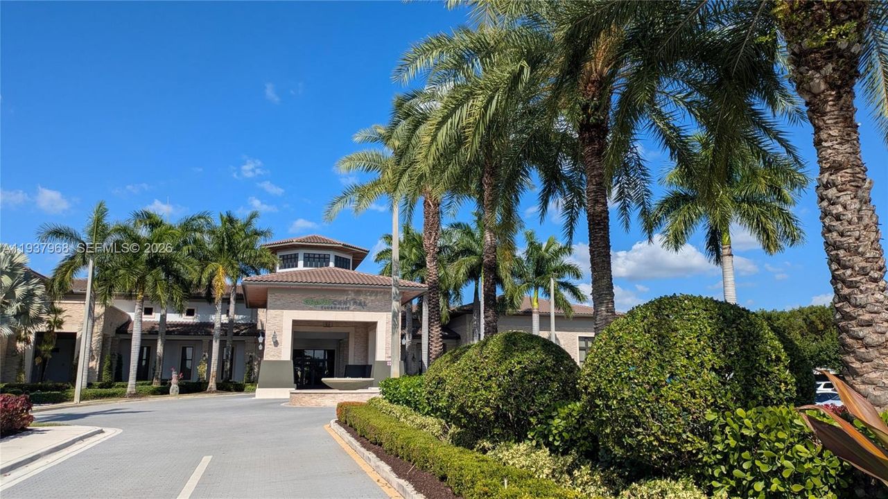 En Venta: $399,000 (2 camas, 2 baños, 1072 Pies cuadrados)