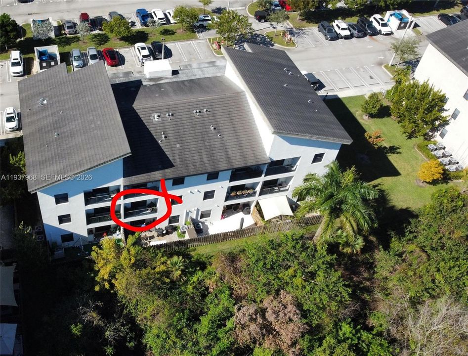 En Venta: $399,000 (2 camas, 2 baños, 1072 Pies cuadrados)