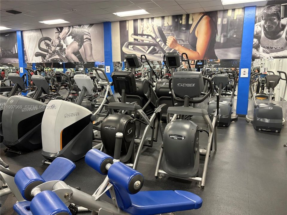 待售: $650,000 (3 贝兹, 2 浴室, 1479 平方英尺)