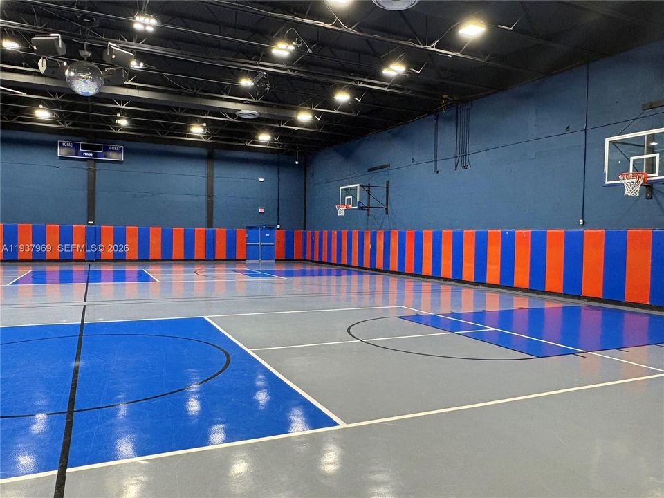 待售: $650,000 (3 贝兹, 2 浴室, 1479 平方英尺)