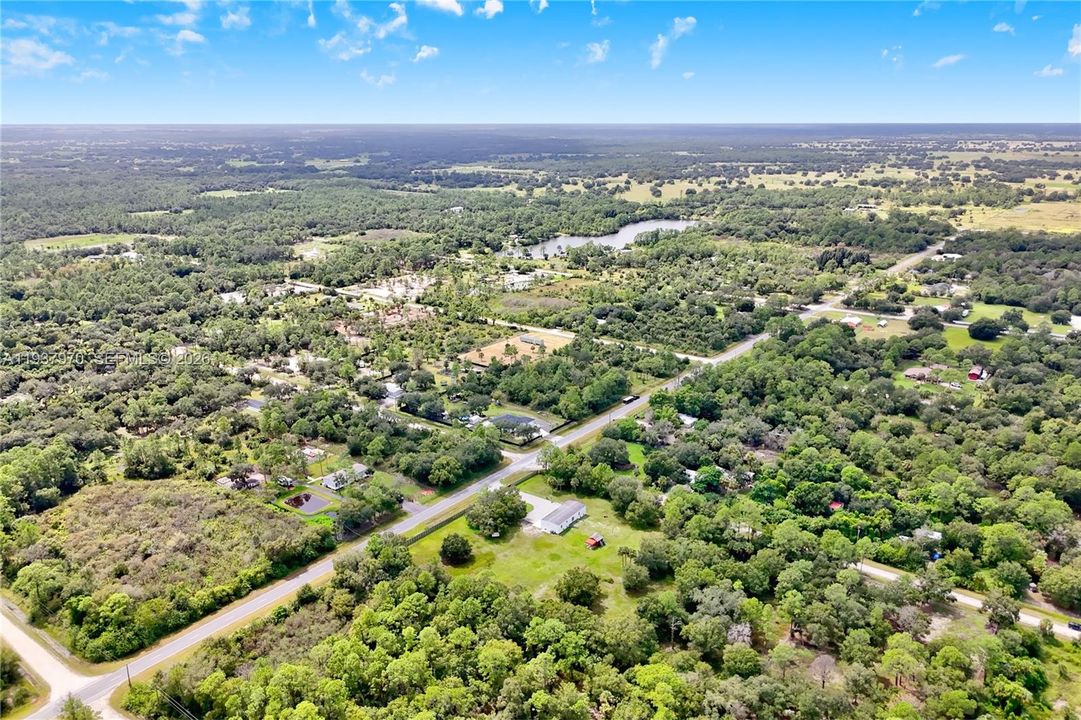 待售: $450,000 (4 贝兹, 2 浴室, 1904 平方英尺)