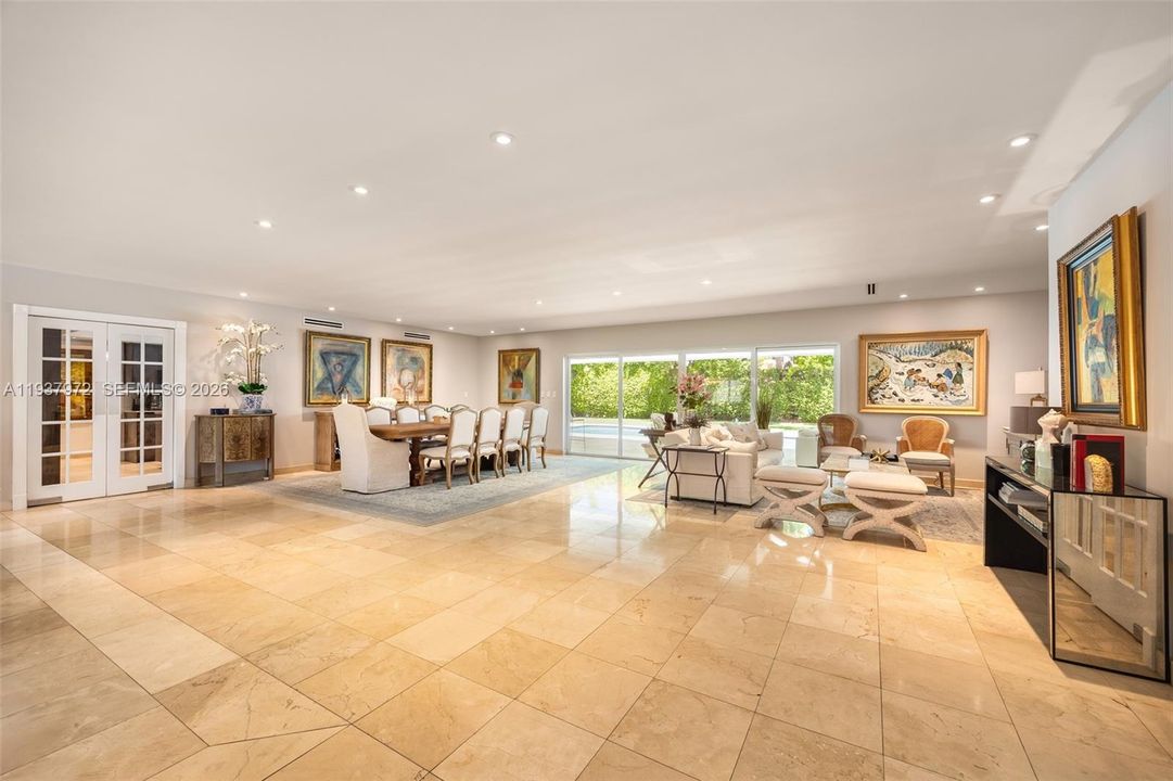 En Renta: $25,000 (5 camas, 5 baños, 3729 Pies cuadrados)