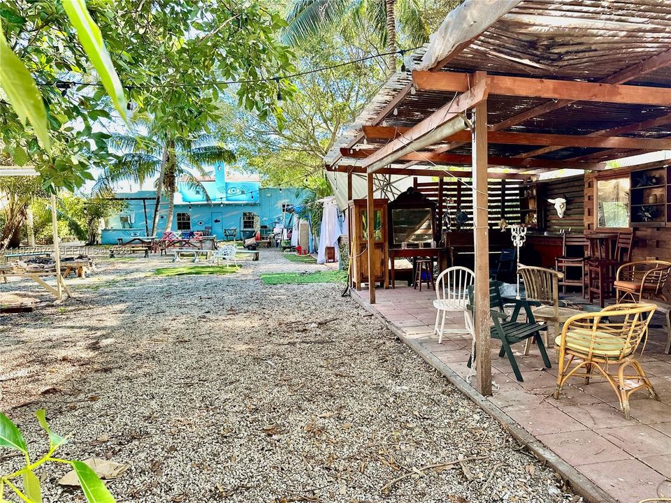 На продажу: $800,000 (3 спален, 2 ванн, 2020 Квадратных фут)