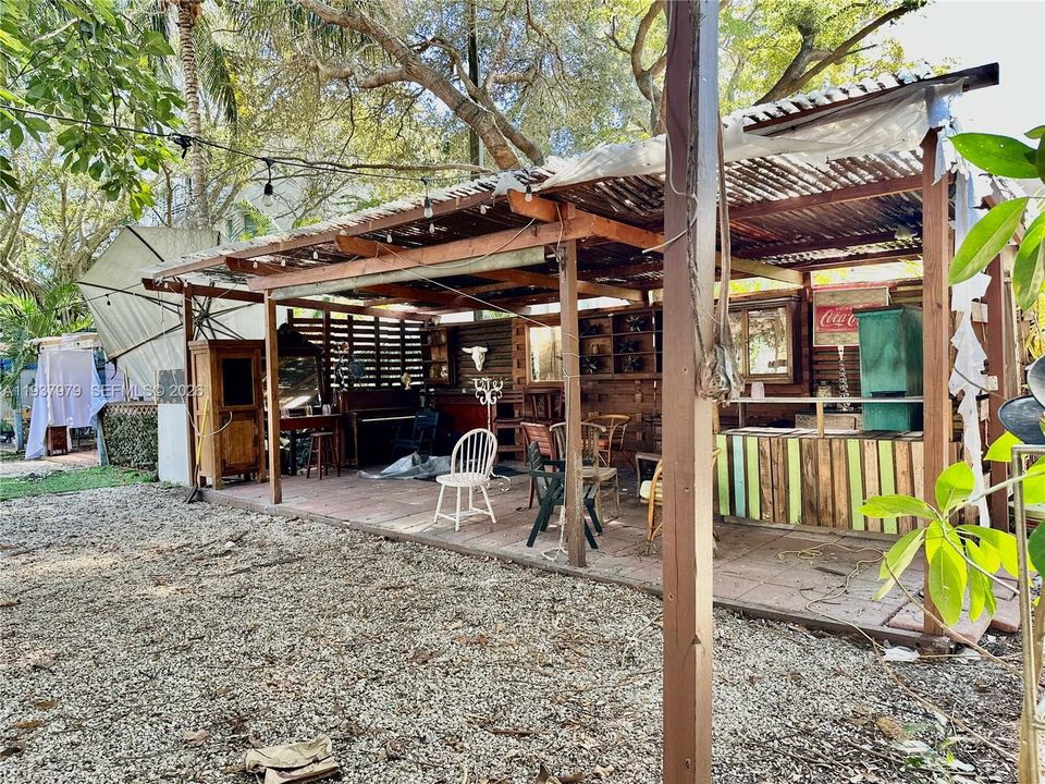 На продажу: $800,000 (3 спален, 2 ванн, 2020 Квадратных фут)