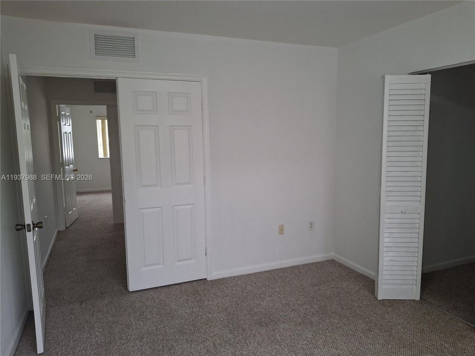 出租: $2,500 (2 贝兹, 2 浴室, 1450 平方英尺)