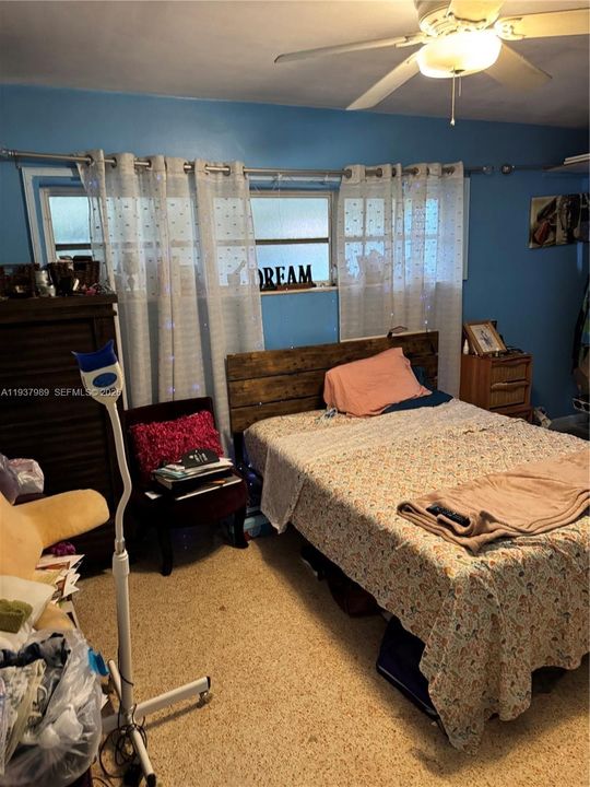 待售: $529,800 (3 贝兹, 2 浴室, 1404 平方英尺)