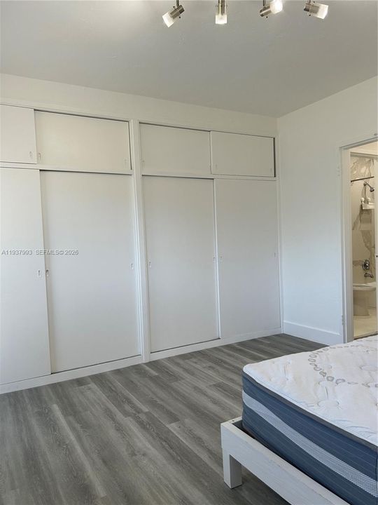 For Rent: $1,850 (1 beds, 1 baths, 494 Square Feet)