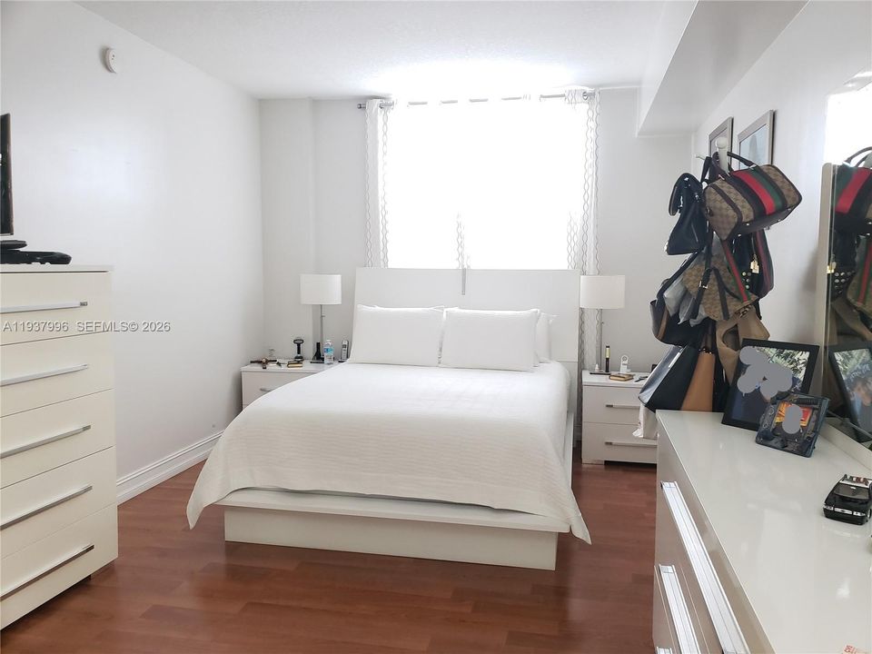 En Renta: $2,250 (2 camas, 2 baños, 840 Pies cuadrados)