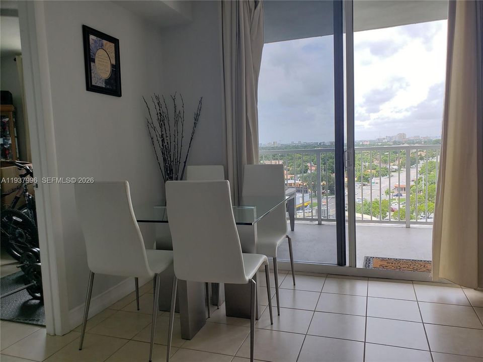 En Renta: $2,250 (2 camas, 2 baños, 840 Pies cuadrados)