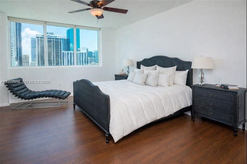 На продажу: $835,000 (2 спален, 2 ванн, 1590 Квадратных фут)