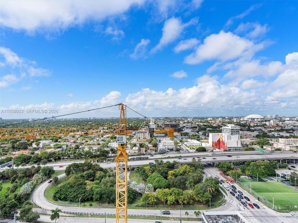 En Venta: $774,000 (2 camas, 2 baños, 809 Pies cuadrados)