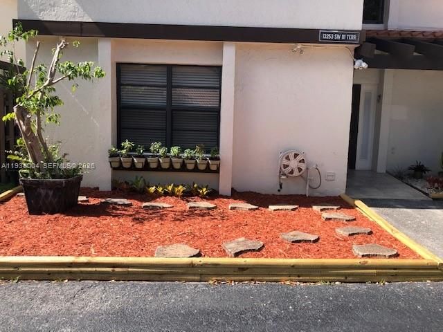 待售: $409,900 (3 贝兹, 2 浴室, 1290 平方英尺)