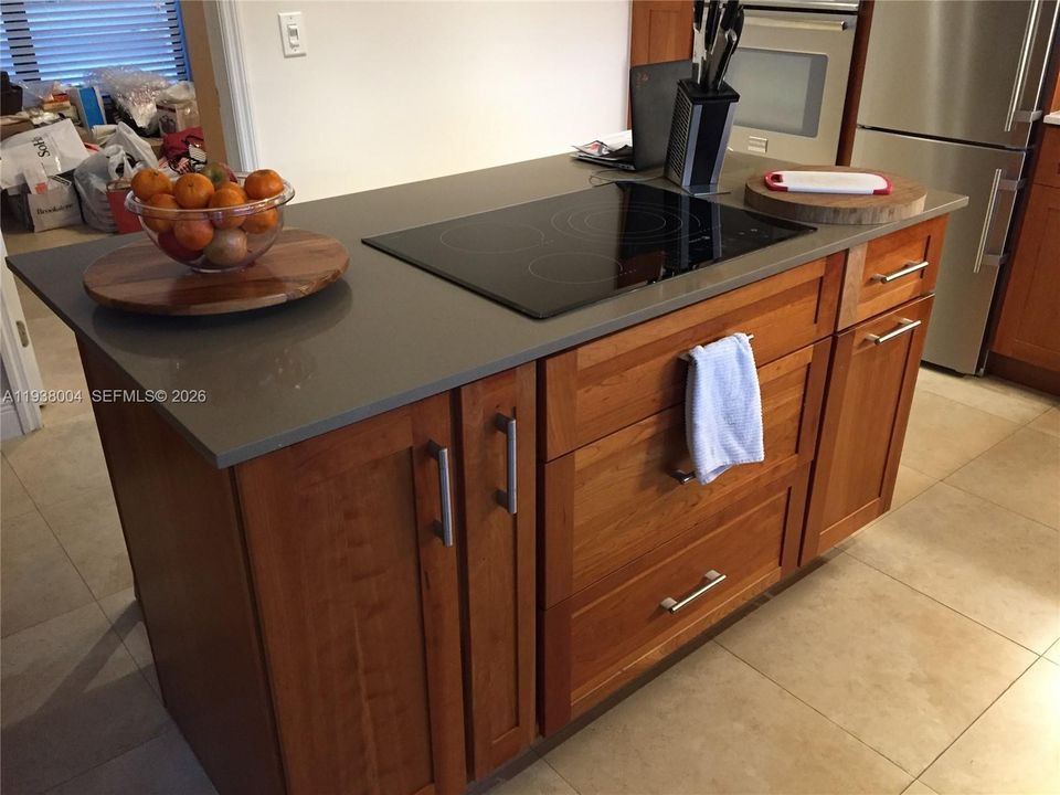 待售: $409,900 (3 贝兹, 2 浴室, 1290 平方英尺)