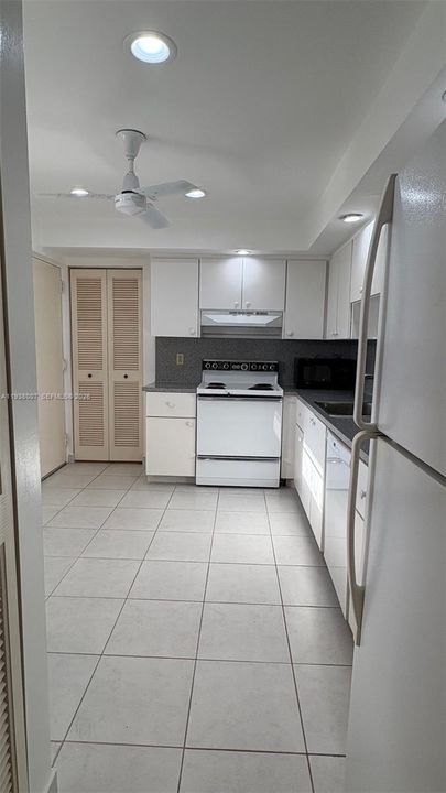 出租: $2,699 (3 贝兹, 2 浴室, 1300 平方英尺)