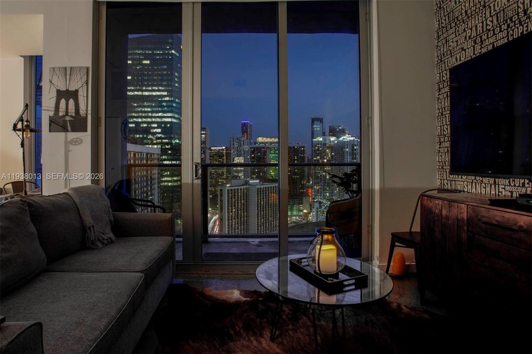 В аренду: $3,100 (1 спален, 1 ванн, 533 Квадратных фут)